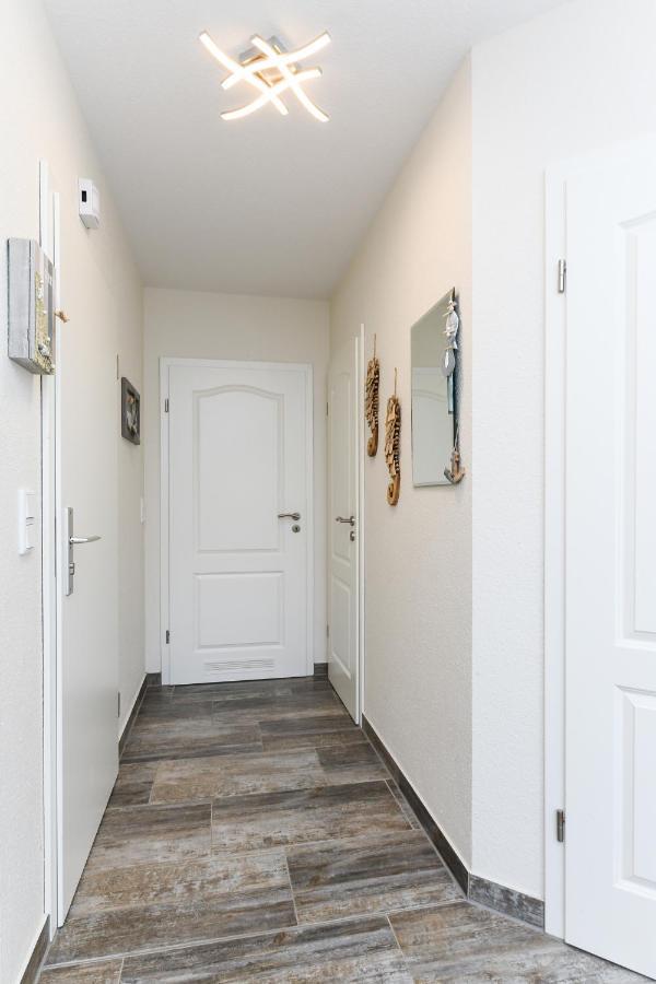Ferienwohnung Kiebitz Dornumersiel Buitenkant foto