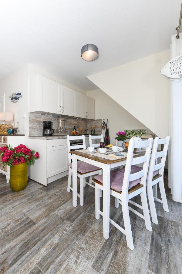 Ferienwohnung Kiebitz Dornumersiel Buitenkant foto